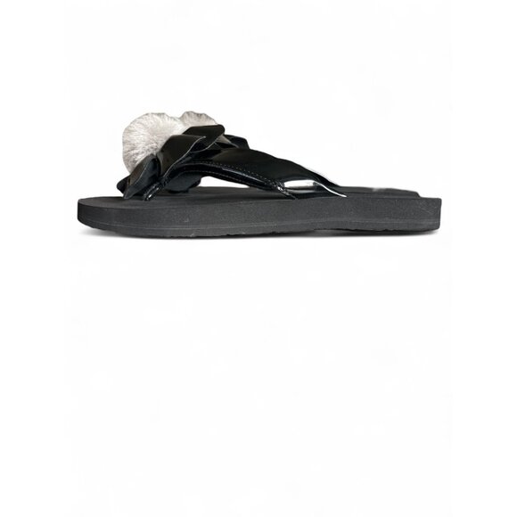 Ugg Womens Poppy Flip Flops Black Fur Pom-Poms Patent Finish Sz 6 Sandals - Picture 4 of 8